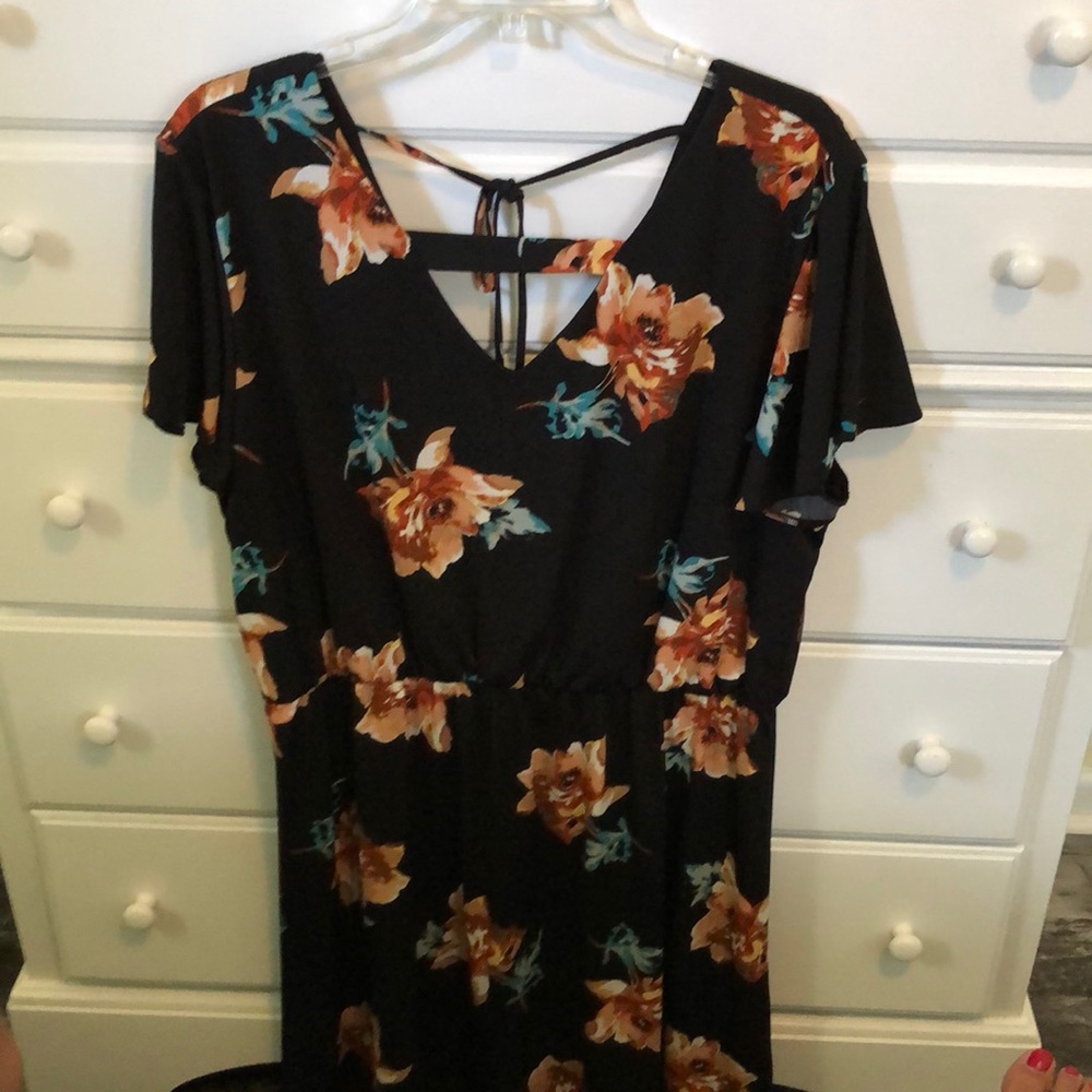 Maurice’s summer flower dress.
